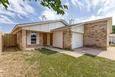 3217 Green Ridge Street, Fort Worth, TX 76133 - Photo 1