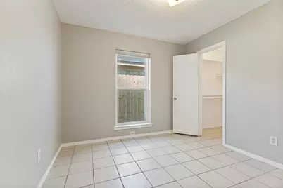3217 Green Ridge Street, Fort Worth, TX 76133 - Photo 12