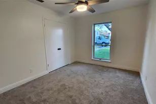 1619 Glenhill Ln, Lewisville, TX 75077 - Photo 20