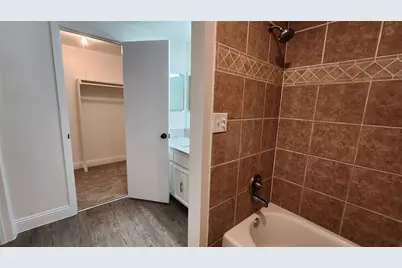 1619 Glenhill Lane, Lewisville, TX 75077 - Photo 34