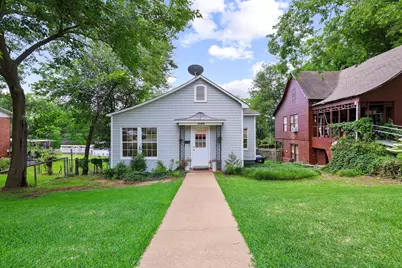 1322 W Chestnut Street, Denison, TX 75020 - Photo 1
