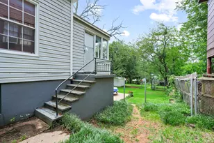 1322 W Chestnut St, Denison, TX 75020 - Photo 24