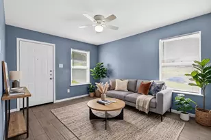2701 18th St, Fort Worth, TX 76106 - Photo 2