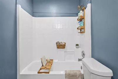 2701 18th Street #2, Fort Worth, TX 76106 - Photo 4