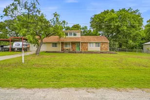 2916 Waterwood Dr, Granbury, TX 76048 - Photo 4