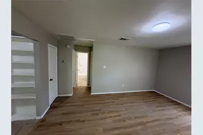 605 NW Main Street, Ennis, TX 75119 - Photo 6
