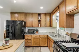 114 N Imperial Dr, Denison, TX 75020 - Photo 10