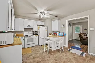 606 Hunter St, Bonham, TX 75418 - Photo 4