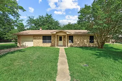 606 Hunter Street, Bonham, TX 75418 - Photo 1