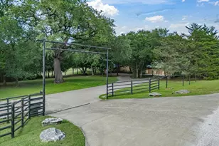 151 Trinity Bluffs Rd, Aledo, TX 76008 - Photo 34