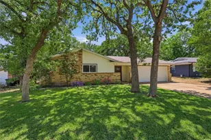 16 Coffee Tavern Rd, Bedford, TX 76022 - Photo 1