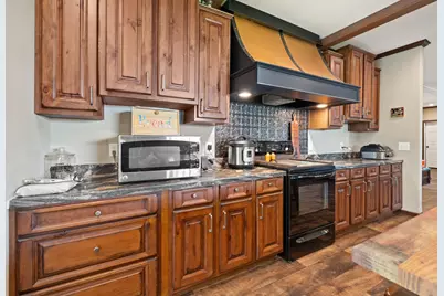 18390 Pine Drive, Eustace, TX 75124 - Photo 14