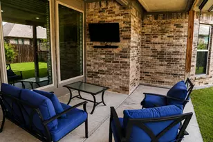 279 Paluxy St, Burleson, TX 76028 - Photo 36