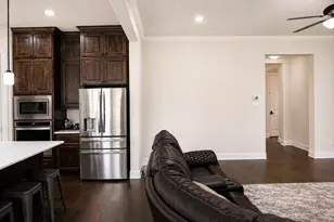 279 Paluxy St, Burleson, TX 76028 - Photo 12