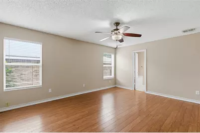 5421 Lansdowne Avenue, Fort Worth, TX 76135 - Photo 16