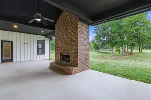 205 Deer Glade Ct, Azle, TX 76020 - Photo 34