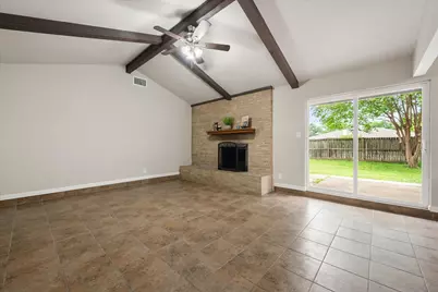 2512 Colleen Drive, Arlington, TX 76016 - Photo 8