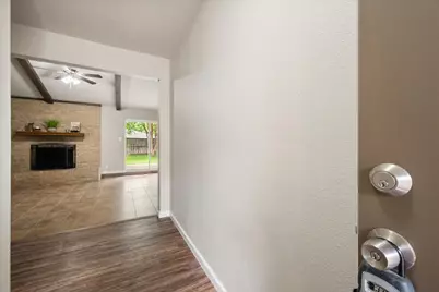 2512 Colleen Drive, Arlington, TX 76016 - Photo 6