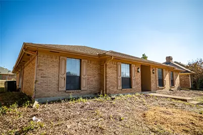 3706 Bishop Hill Drive, Carrollton, TX 75007 - Photo 6