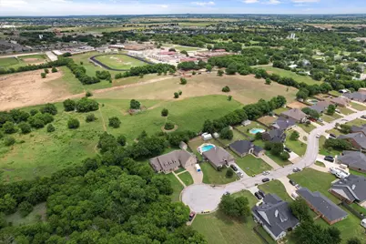 548 McKittrick Court, Godley, TX 76044 - Photo 36