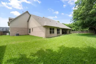 548 McKittrick Ct, Godley, TX 76044 - Photo 4