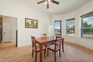 548 McKittrick Ct, Godley, TX 76044 - Photo 6