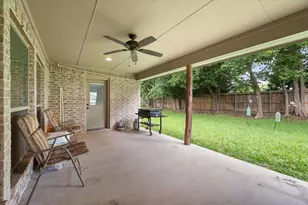 548 McKittrick Ct, Godley, TX 76044 - Photo 34