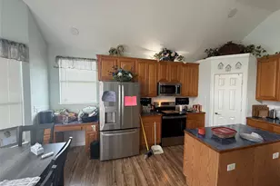 604 Jennifer Trail, Grand Prairie, TX 75052 - Photo 2