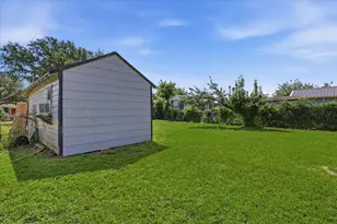 6807 Prosper St, Dallas, TX 75209 - Photo 24