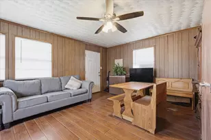 6807 Prosper St, Dallas, TX 75209 - Photo 2