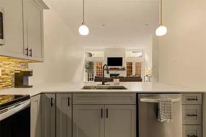 4015 Holland Avenue #103, Dallas, TX 75219 - Photo 16