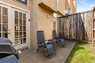 4015 Holland Ave, Dallas, TX 75219 - Photo 30
