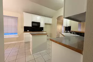 4701 Seachest Ln, Arlington, TX 76016 - Photo 4