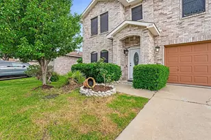 2345 Maple Dr, Little Elm, TX 75068 - Photo 2