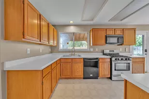 5579 Rocky Mountain Rd, Fort Worth, TX 76137 - Photo 12