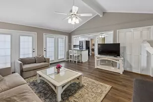 1310 Briar Hollow Ln, Garland, TX 75043 - Photo 12