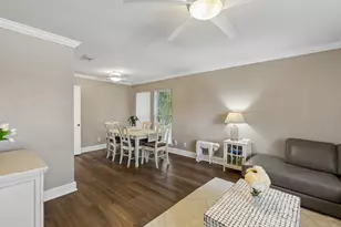 1310 Briar Hollow Ln, Garland, TX 75043 - Photo 4