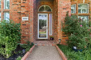 5902 Hilton Head Dr, Garland, TX 75044 - Photo 4