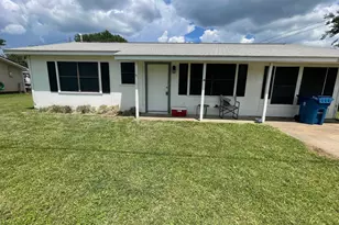 604 N Angelina St, Whitney, TX 76692 - Photo 2
