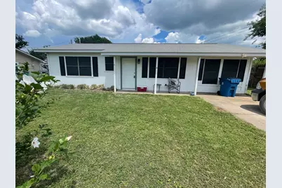 604 N Angelina Street, Whitney, TX 76692 - Photo 1