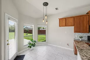 200 Hardwicke Ln, Little Elm, TX 75068 - Photo 10