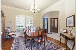100 Honeysuckle Way, Flower Mound, TX 75028 - Photo 6