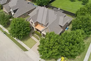 100 Honeysuckle Way, Flower Mound, TX 75028 - Photo 38