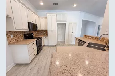 1226 Oakmanor Circle, Hewitt, TX 76643 - Photo 6