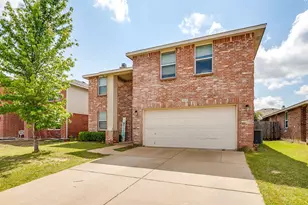 9028 Quarter Horse Ln, Fort Worth, TX 76123 - Photo 4