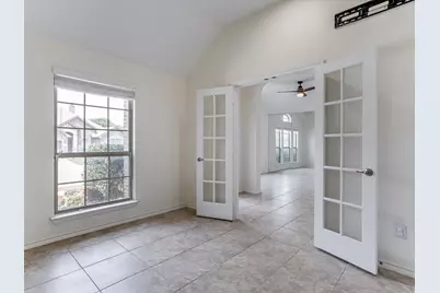 5 Duskview Lane, Edgecliff Village, TX 76134 - Photo 8
