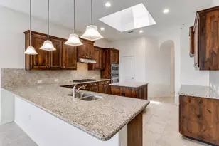 5 Duskview Ln, Edgecliff Village, TX 76134 - Photo 12