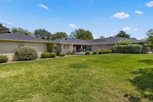 11451 Parkchester Dr, Dallas, TX 75230 - Photo 36