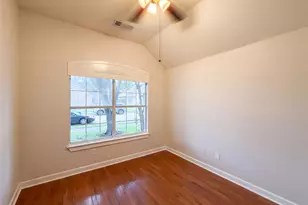 5609 Phoenix Dr, The Colony, TX 75056 - Photo 10