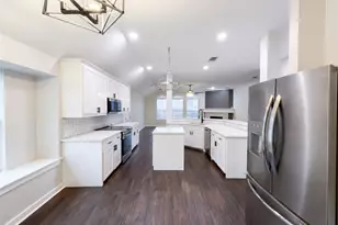 5609 Phoenix Dr, The Colony, TX 75056 - Photo 6